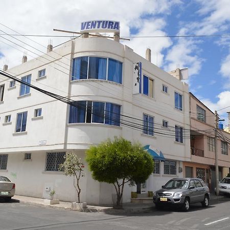 Hotel Ventura Riobamba Kültér fotó